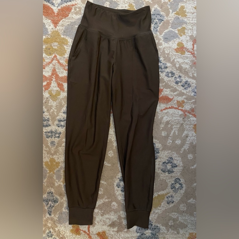 Old Navy High Waisted PowerSoft 7/8 Joggers XS • Coffee Brown